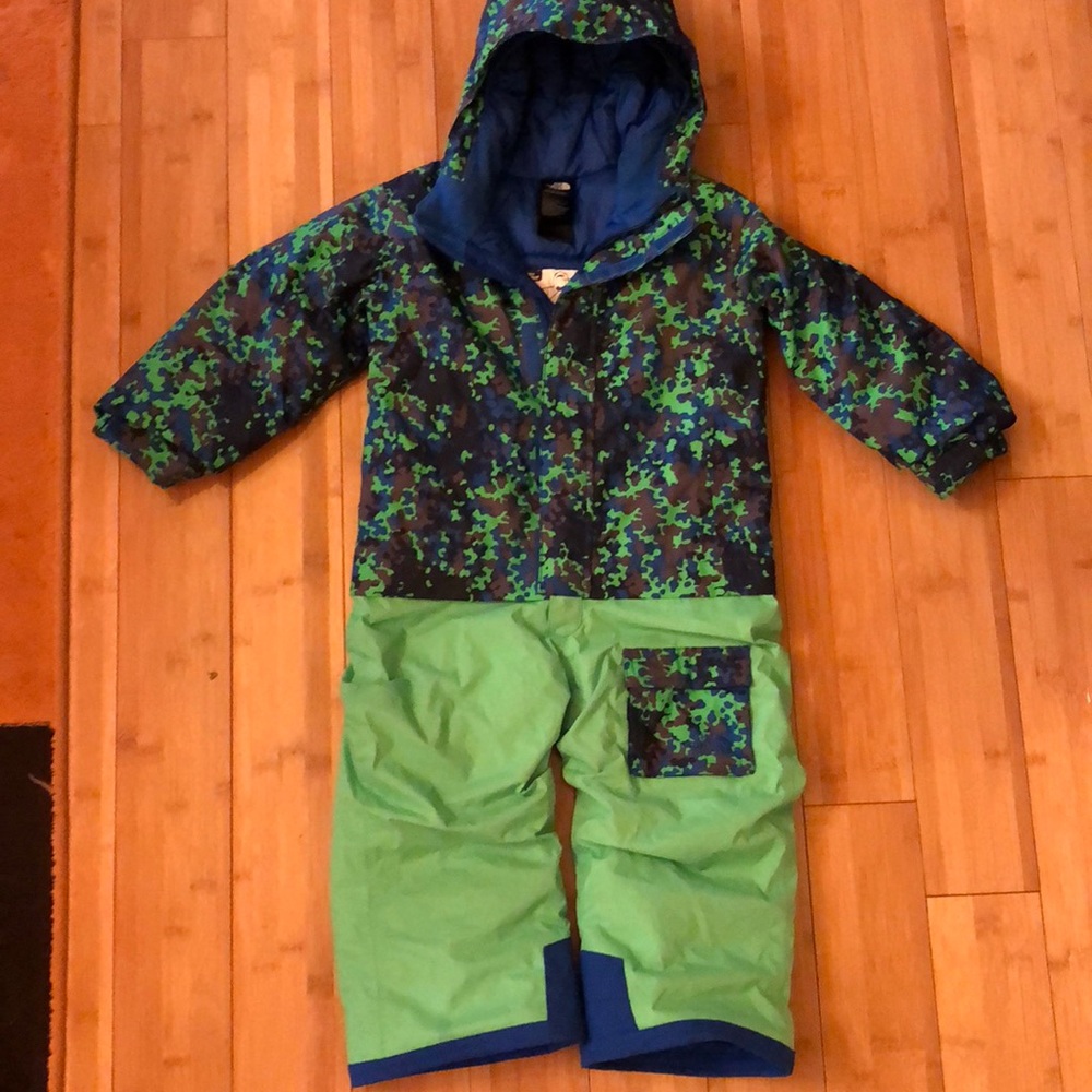 Northface toddler 1pc snow suite